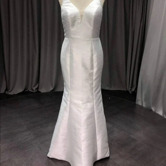 Custom made hand painted wedding dress - Picture 5 of 9